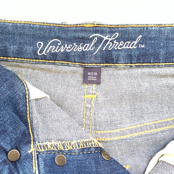 Universal thread mid rise shorts - Picture 3 of 4